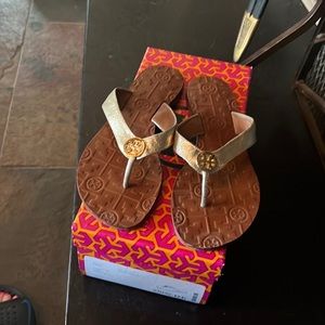 Tory Burch Thora flip flops spark Golf